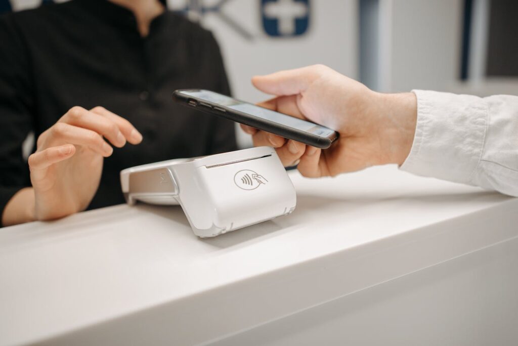 Las Fintech: La Revolución Digital en los Negocios Financieros Las Fintech: La Revolución Digital en los Negocios Financieros